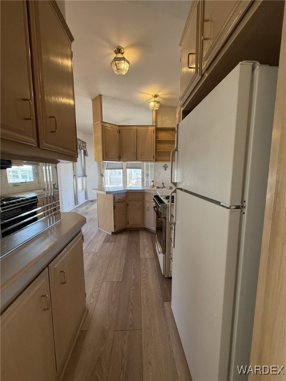 2000 Ramar Road, Unit 324 Bullhead City, AZ 86442 - Photo 5 of 21 Kitchen