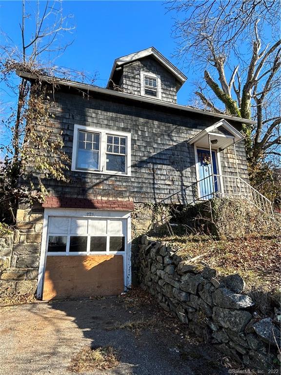 221 Byram Road, Greenwich, CT 06830 Compass