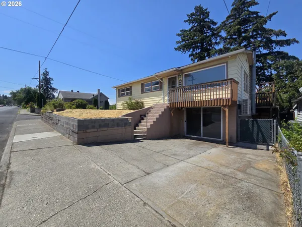 $420,000 | 1515 Mt Hood Street, The Dalles, OR 97058