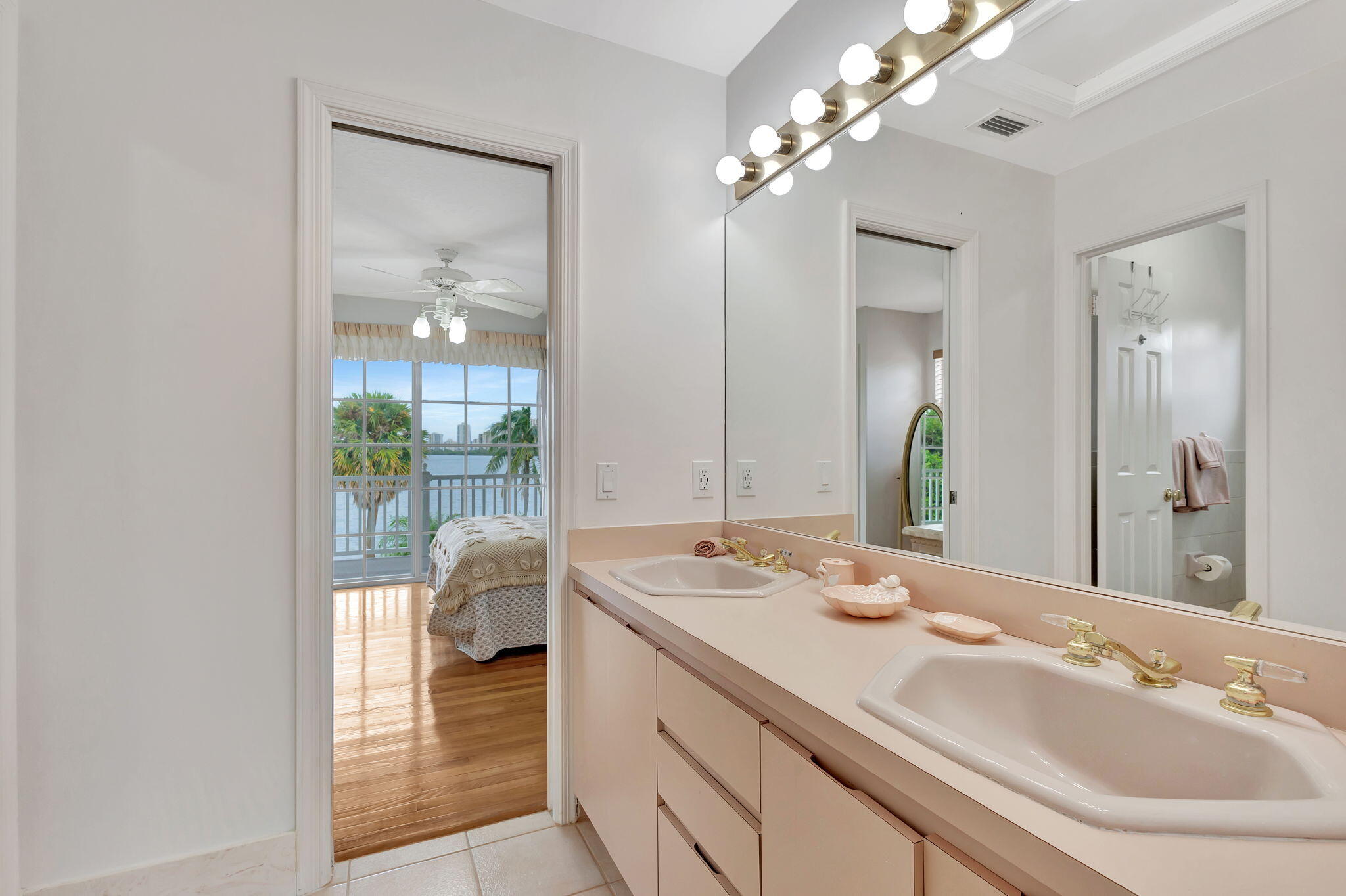 1141 Pine Point Road West Palm Beach, FL 33404 - Photo 18 of 42 17-web-or-mls-1141Pine__161