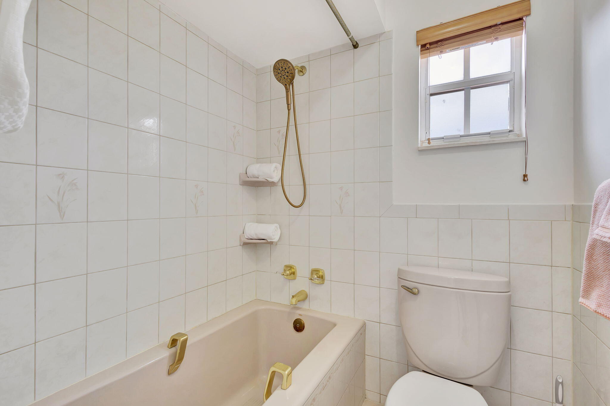 1141 Pine Point Road West Palm Beach, FL 33404 - Photo 19 of 42 18-web-or-mls-1141Pine__166