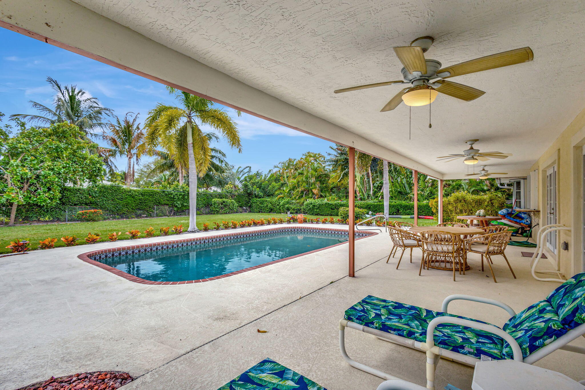 1141 Pine Point Road West Palm Beach, FL 33404 - Photo 29 of 42 33-web-or-mls-1141Pine__281