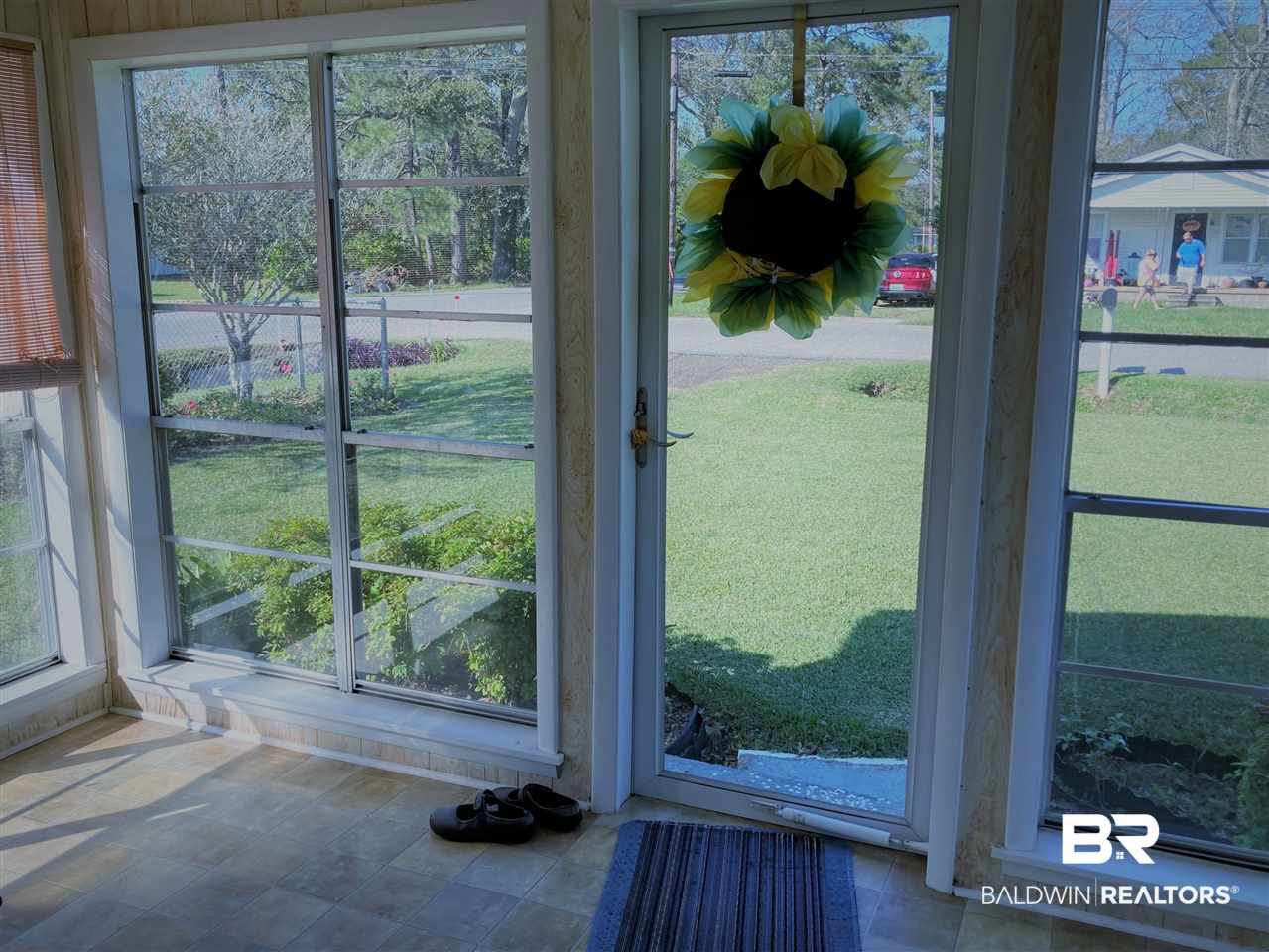 307 Mango Street Bay Minette, AL 36507 - Photo 5 of 19