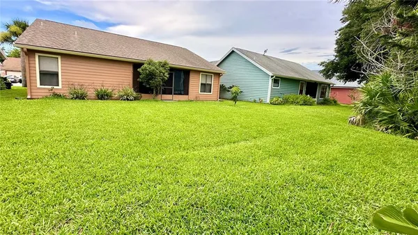 $2,200 | 790 Pine Shores Circle, New Smyrna Beach, FL 32168