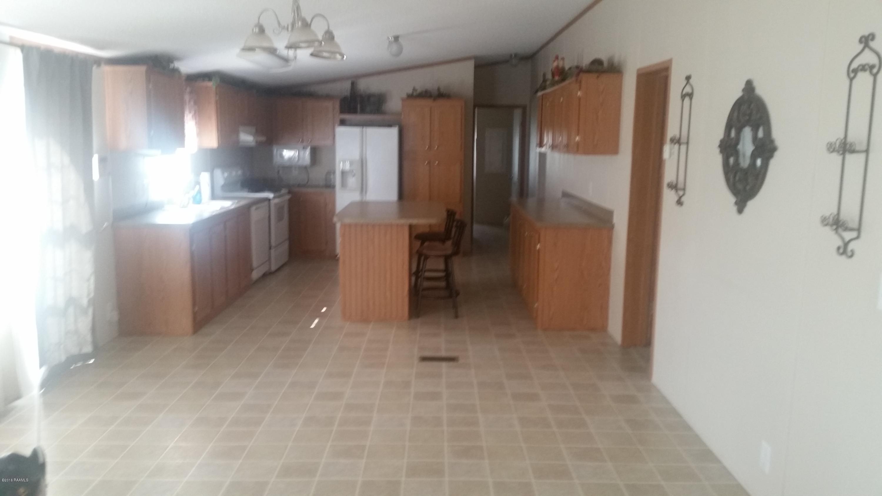 8686 Lawrence Road Abbeville, LA 70510 - Photo 15 of 28 Gallery Image 15