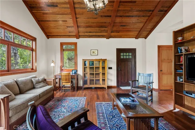 $2,195,000 | 3490 East Ojai Avenue, Ojai, CA 93023