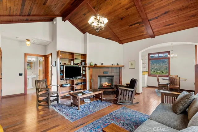 $2,195,000 | 3490 East Ojai Avenue, Ojai, CA 93023