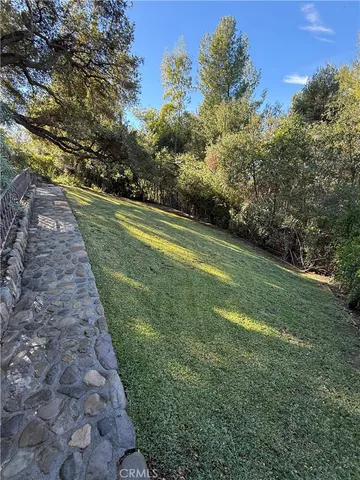 $2,195,000 | 3490 East Ojai Avenue, Ojai, CA 93023