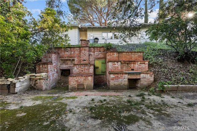 $2,195,000 | 3490 East Ojai Avenue, Ojai, CA 93023