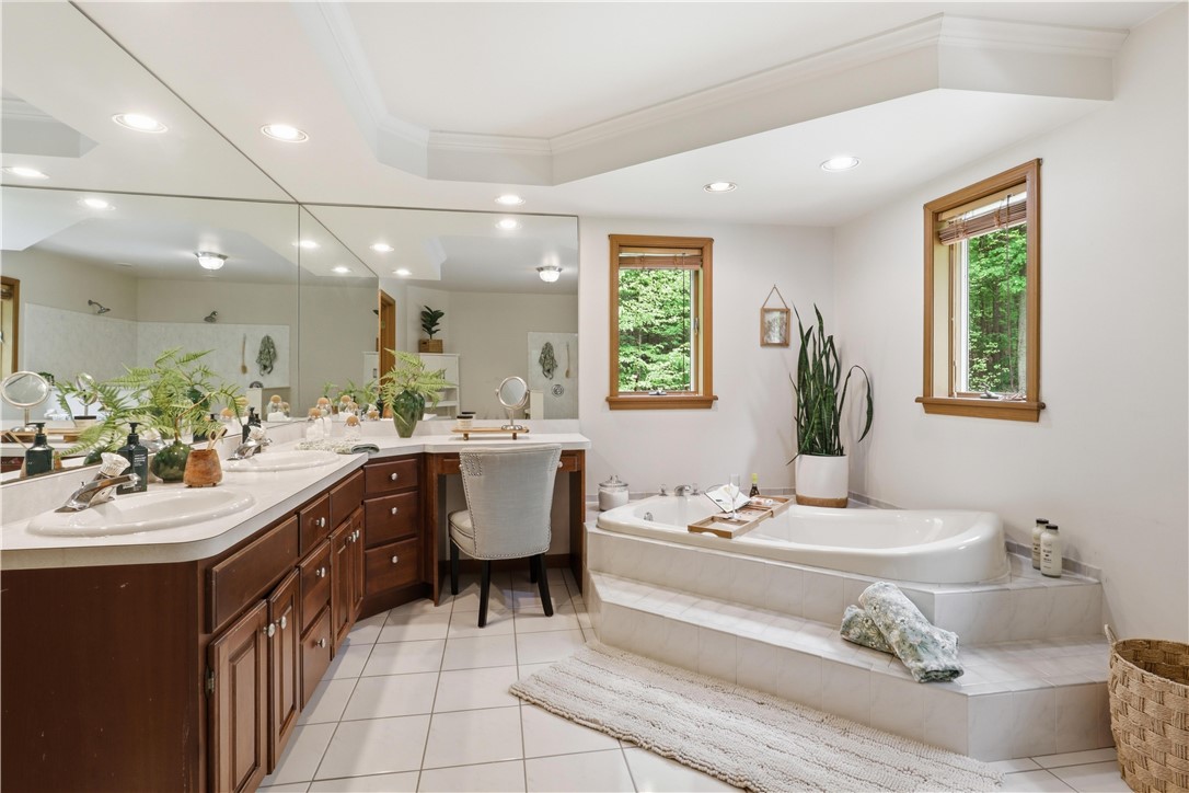 920 Willis Hill Road Victor, NY 14564 - Photo 25 of 42 Primary bath.