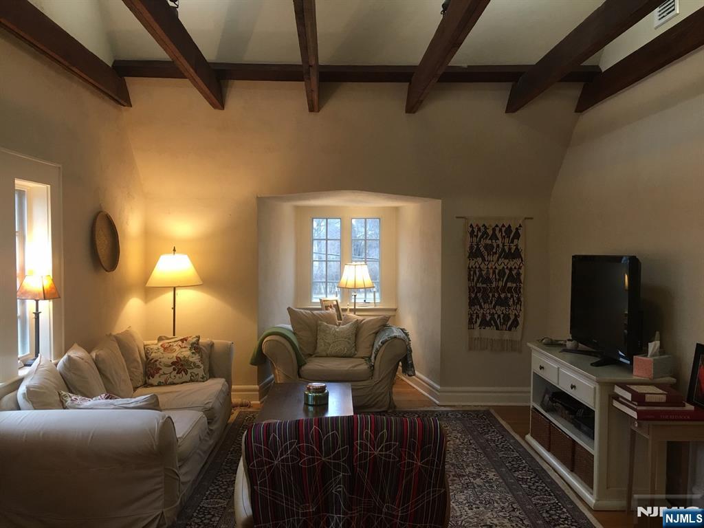 1 Laurel Place Montclair, NJ 07043 - Photo 7 of 24