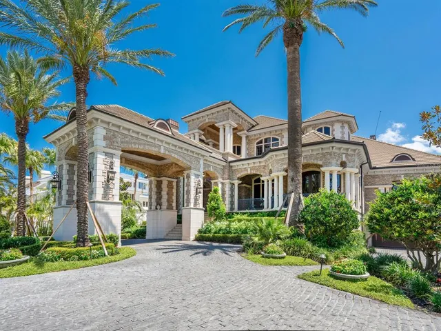 $17,350,000 | 1423 Hillview Drive, Sarasota, FL 34239