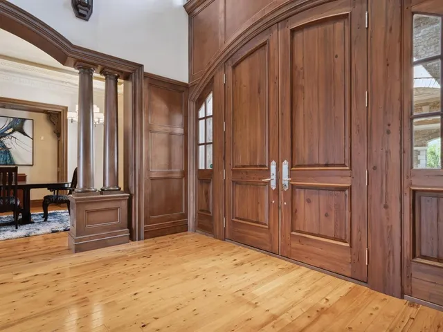 $17,350,000 | 1423 Hillview Drive, Sarasota, FL 34239