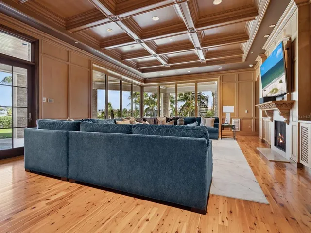 $17,350,000 | 1423 Hillview Drive, Sarasota, FL 34239