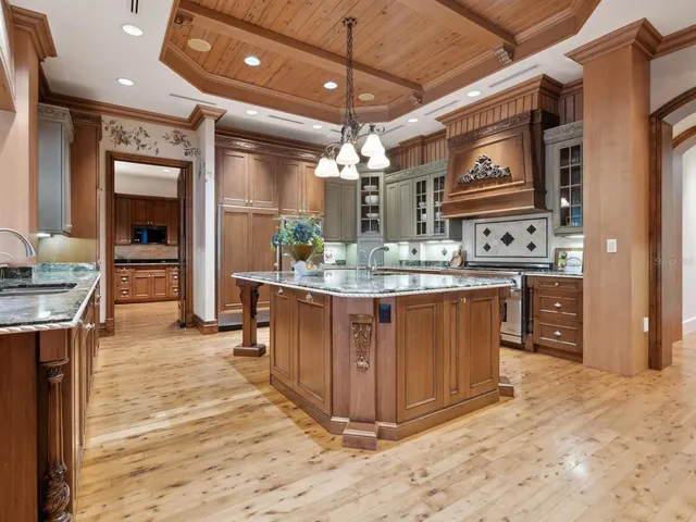 $17,350,000 | 1423 Hillview Drive, Sarasota, FL 34239