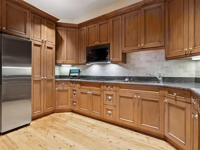 $17,350,000 | 1423 Hillview Drive, Sarasota, FL 34239