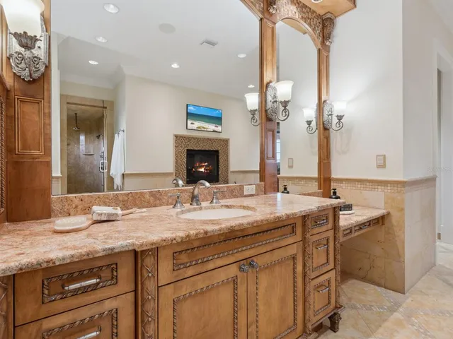 $17,350,000 | 1423 Hillview Drive, Sarasota, FL 34239