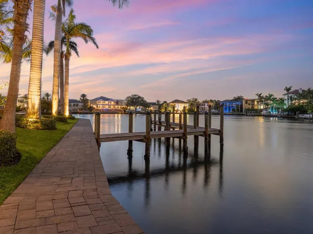 $17,350,000 | 1423 Hillview Drive, Sarasota, FL 34239