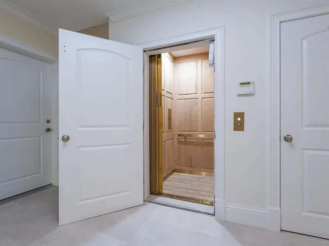 $17,350,000 | 1423 Hillview Drive, Sarasota, FL 34239