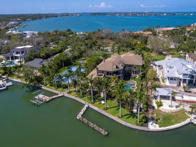 $17,350,000 | 1423 Hillview Drive, Sarasota, FL 34239