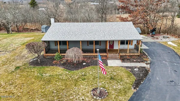 $379,900 | 1033 Hudson Avenue, Stillwater, NY 12170