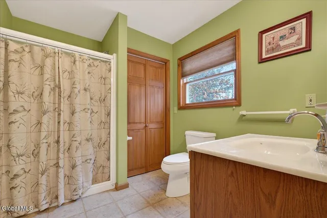 $379,900 | 1033 Hudson Avenue, Stillwater, NY 12170