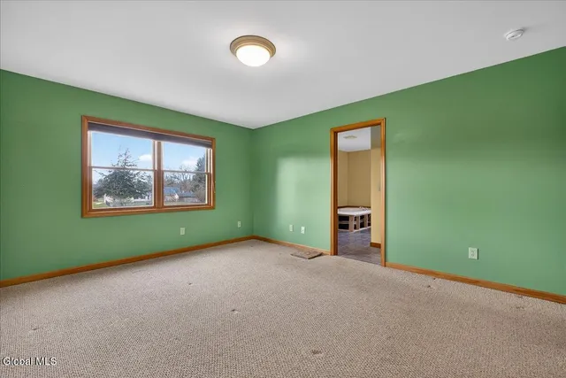 $379,900 | 1033 Hudson Avenue, Stillwater, NY 12170