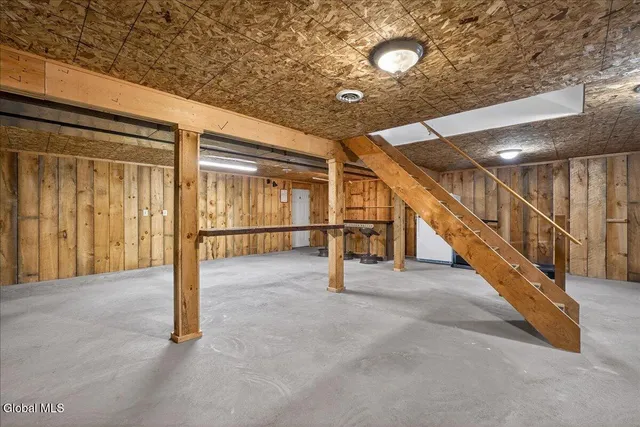 $379,900 | 1033 Hudson Avenue, Stillwater, NY 12170