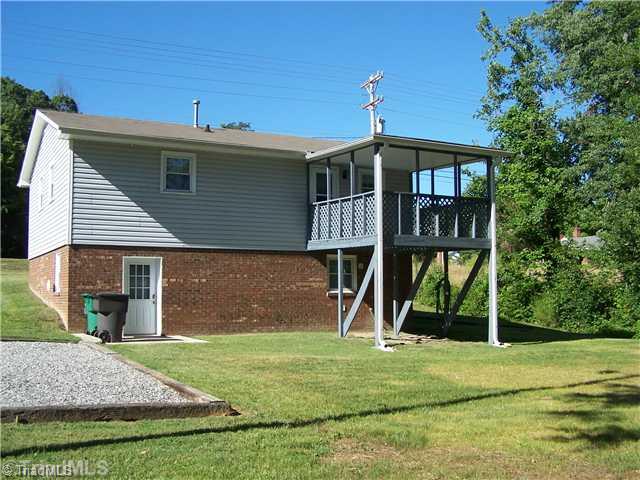 913 Old Winston Road High Point, NC 27265 - Photo 2 of 16 Exterior Back.