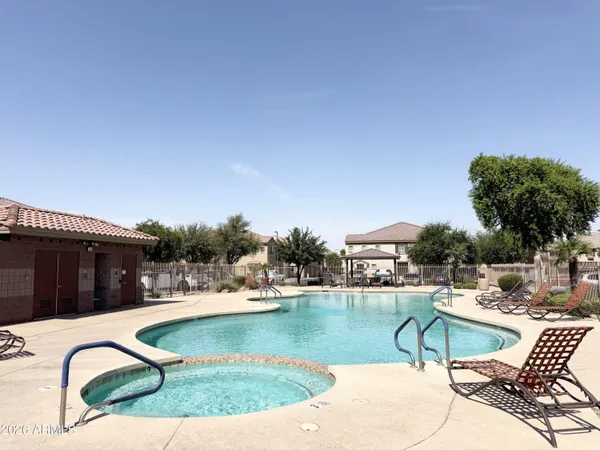$1,850 | 8198 West Groom Creek Road, Phoenix, AZ 85043