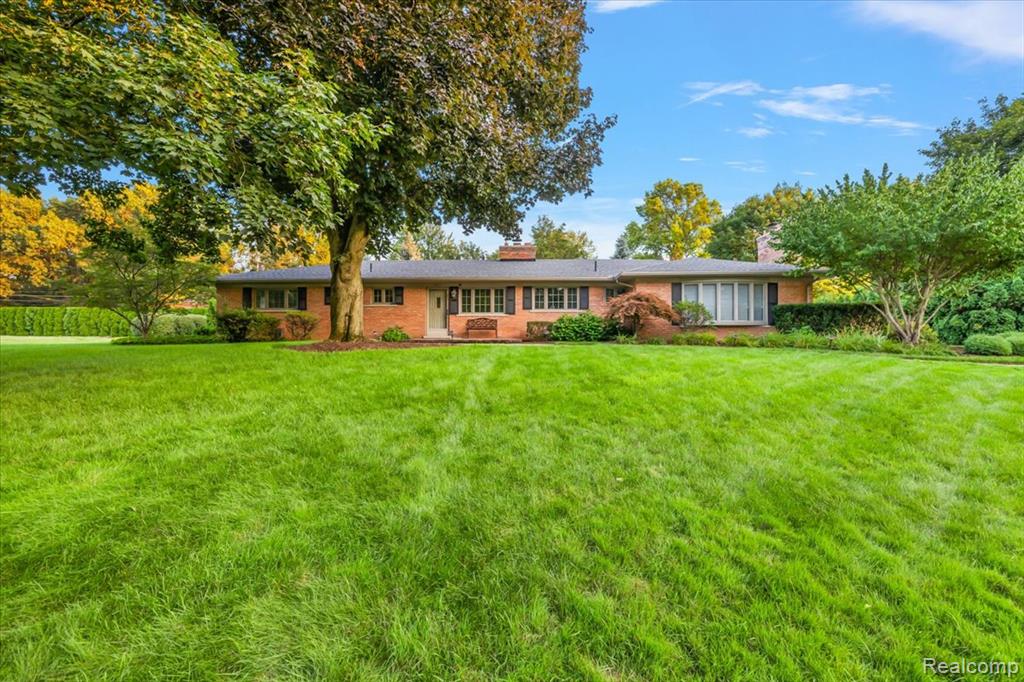 960 North Reading Road Bloomfield Hills, MI 48304 - Photo 43 of 43