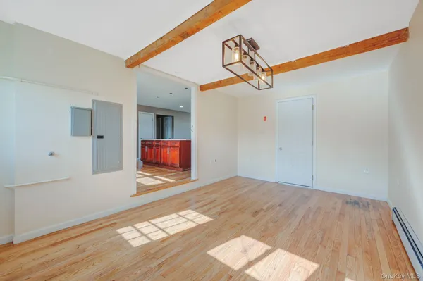 $1,250,000 | 280 South Bayview Avenue, Amityville, NY 11701