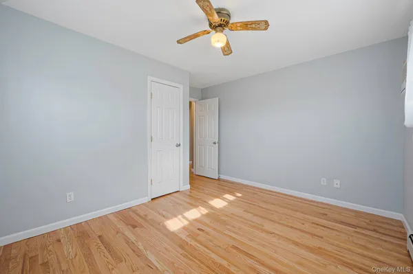 $1,250,000 | 280 South Bayview Avenue, Amityville, NY 11701