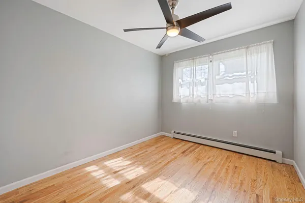 $1,250,000 | 280 South Bayview Avenue, Amityville, NY 11701