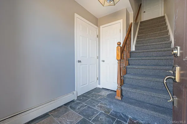 $1,250,000 | 280 South Bayview Avenue, Amityville, NY 11701