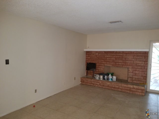 2616 Cooley Road Imperial, CA 92251 - Photo 5 of 10 Gallery Image 5