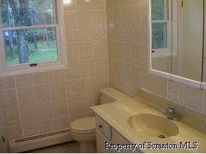 258 Mozzette Road Canadensis, PA 18325 - Photo 7 of 7 Gallery Image 7
