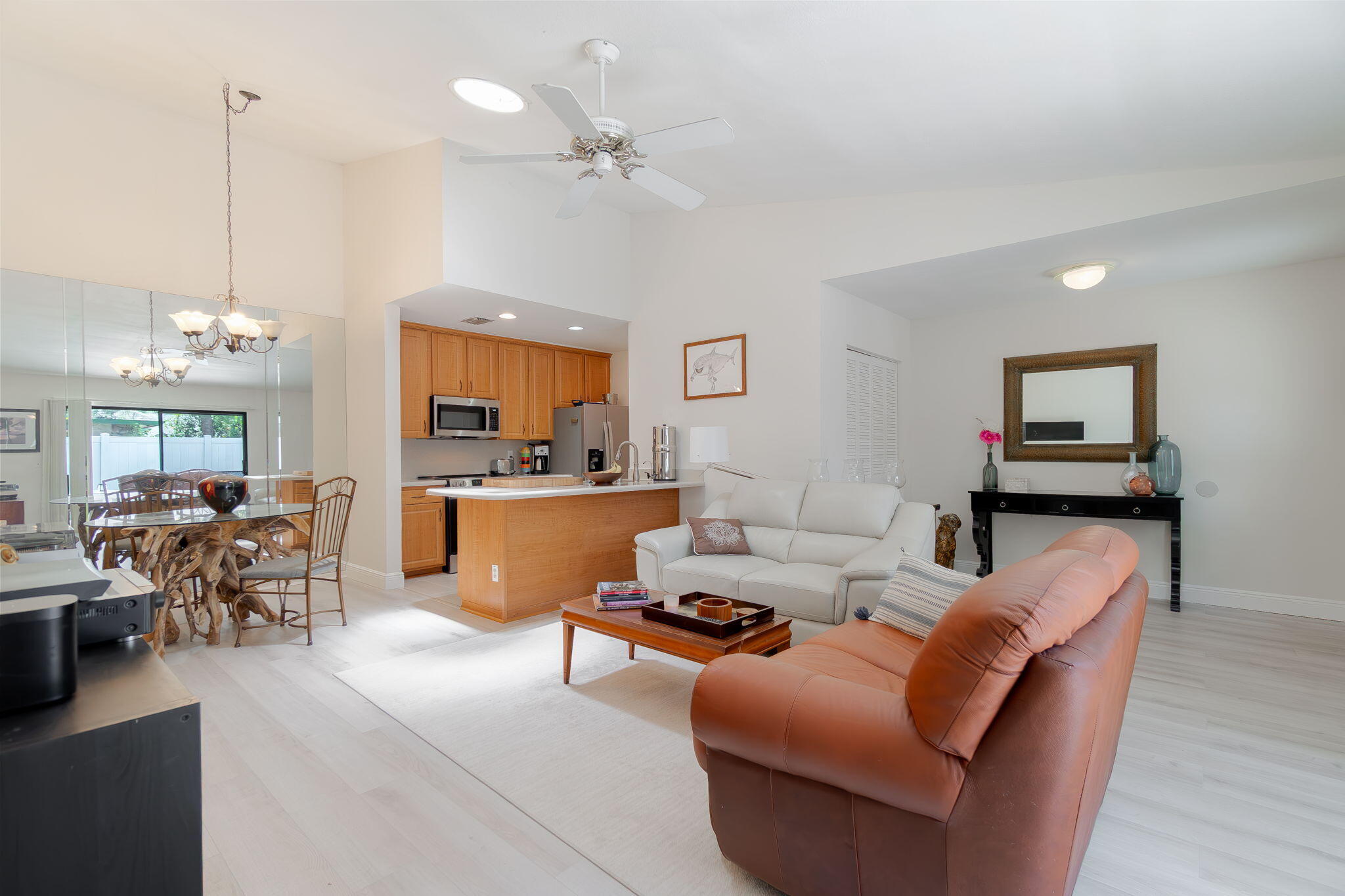 1073 Goldenrod Road Wellington, FL 33414 - Photo 12 of 25 11-web-or-mls-DSC07402