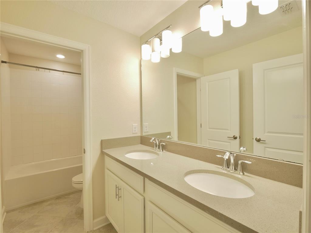 1043 Blackwolf Run Road Davenport, FL 33896 - Photo 17 of 23