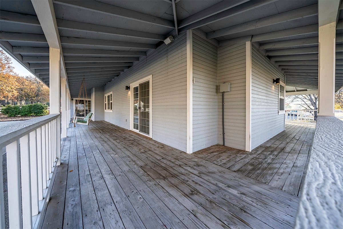 6633 Rapp Lane Talent, OR 97540 - Photo 42 of 58 DSC04179-HDR