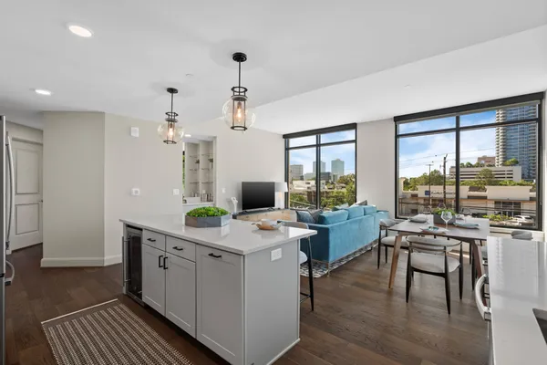 $3,393 | 2511 Willowick Road, Unit 317, Houston, TX 77027