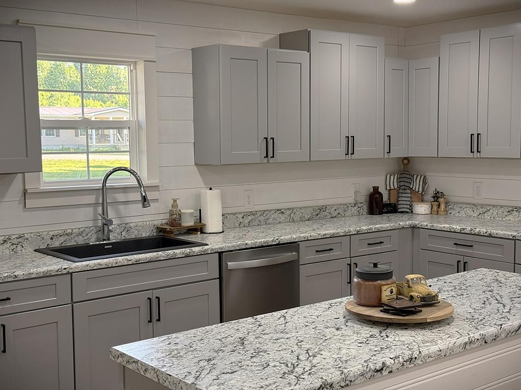 1348 Union Hill Road Red Boiling Springs, TN 37150 - Photo 18 of 52