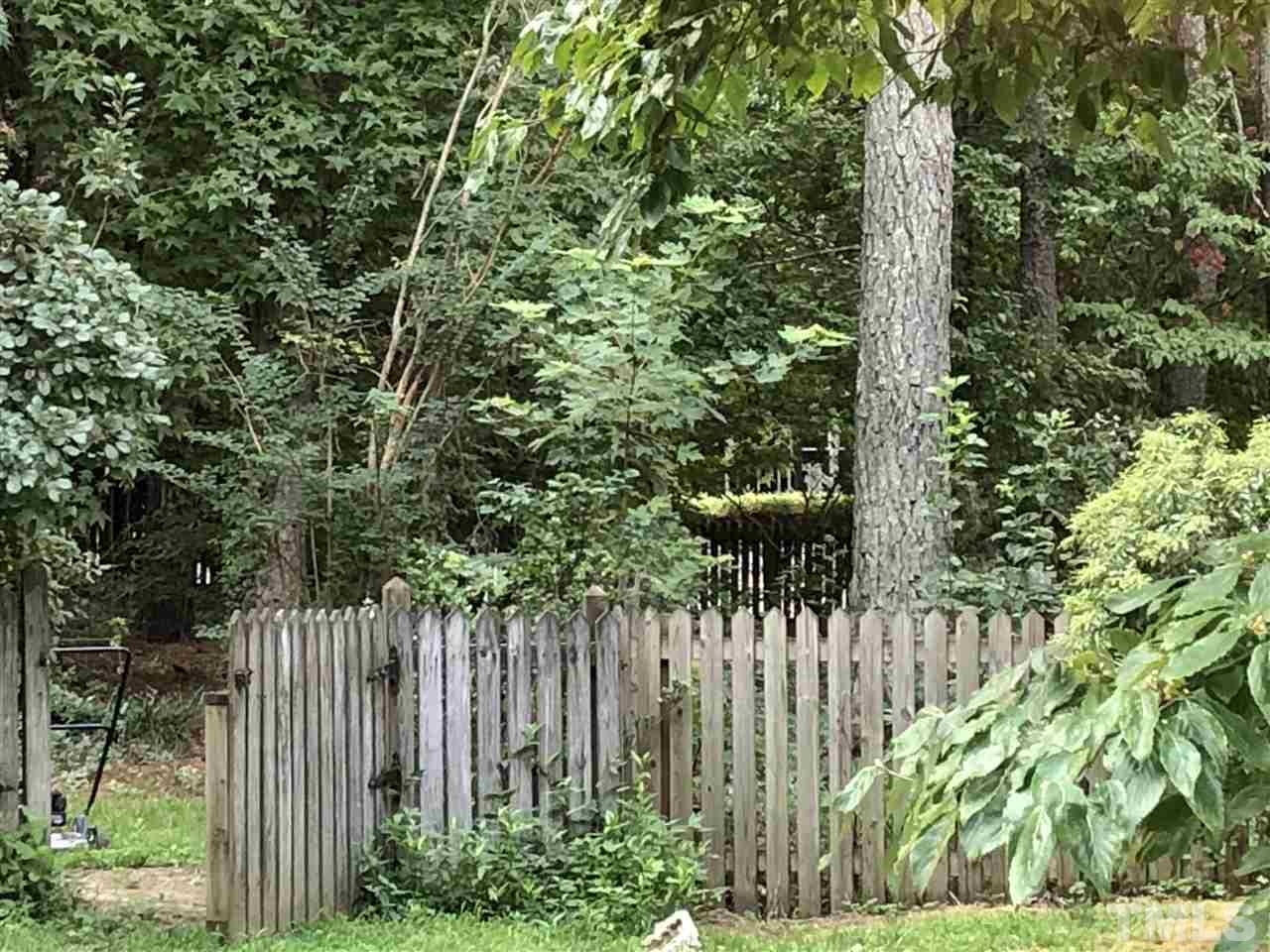 4608 Worthington Lane Raleigh, NC 27604 - Photo 3 of 25 Gallery Image 3
