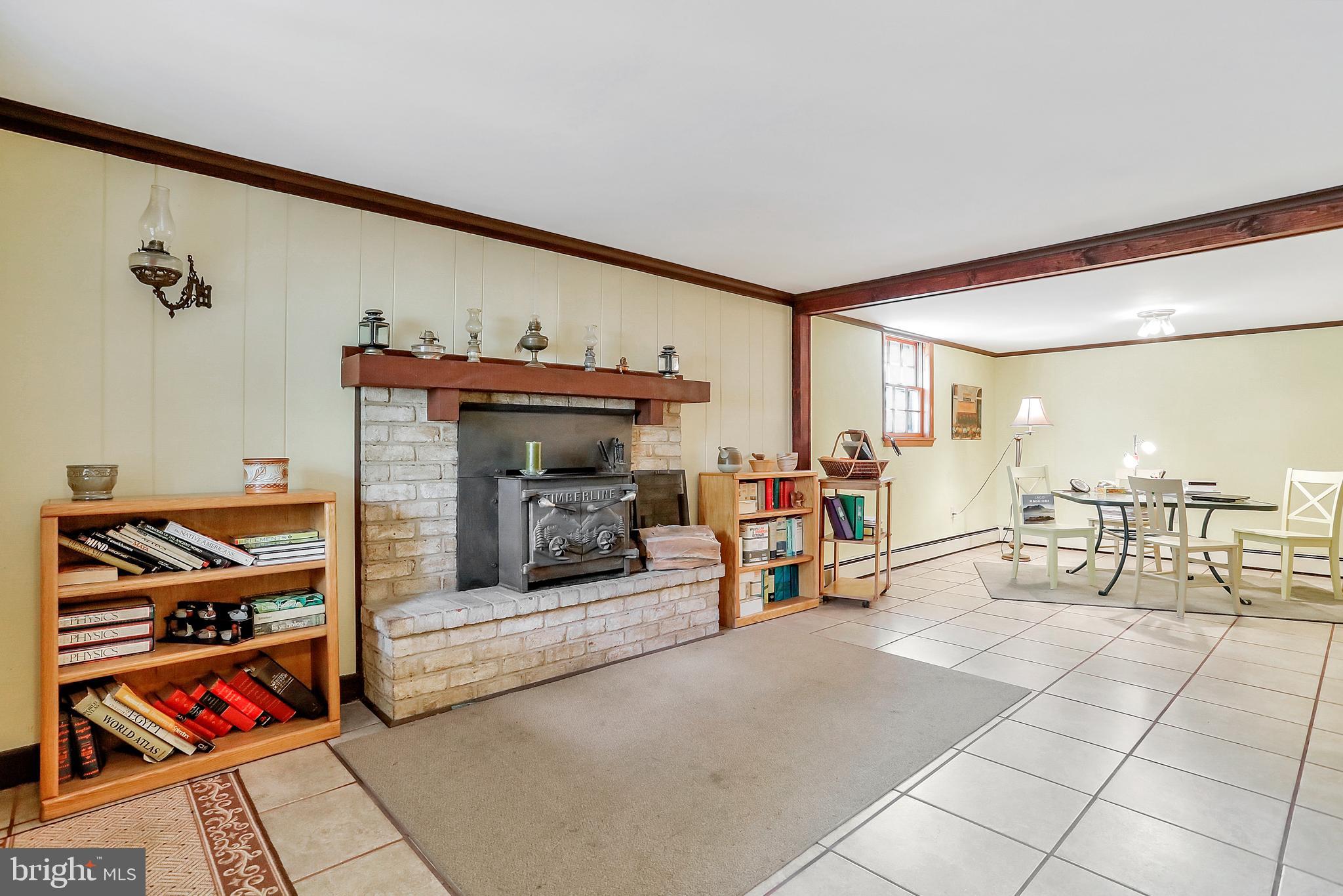 14641 Falling Waters Road Williamsport, MD 21795 - Photo 8 of 46 Gallery Image 8