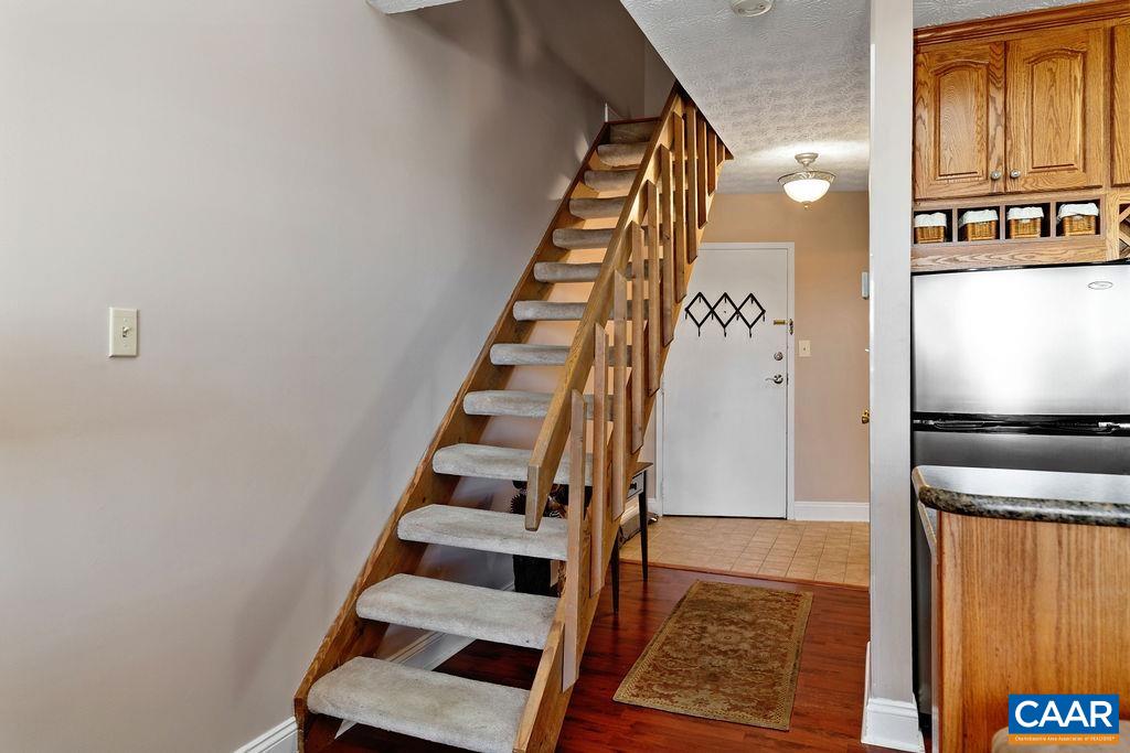 255 Timbers Roseland, VA 22967 - Photo 11 of 29