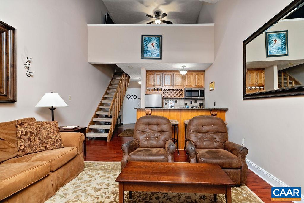 255 Timbers Roseland, VA 22967 - Photo 7 of 29