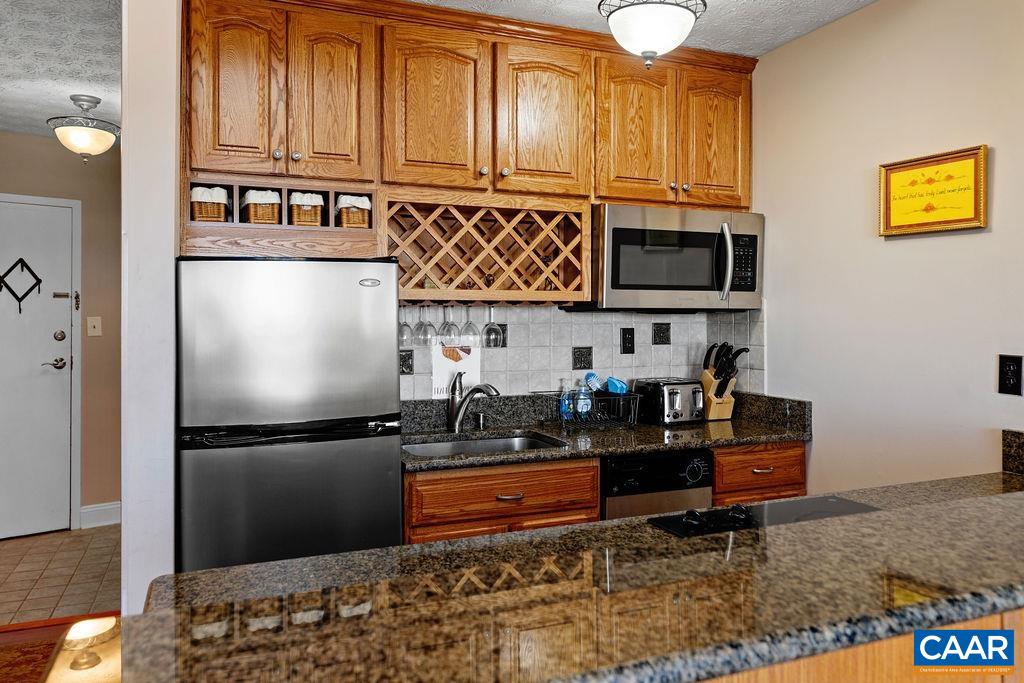 255 Timbers Roseland, VA 22967 - Photo 9 of 29