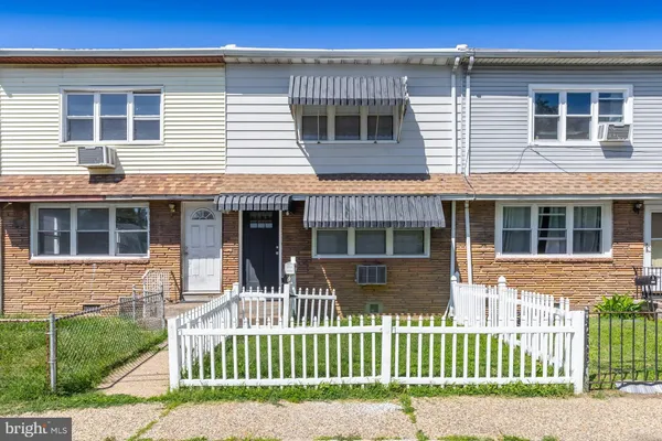 $215,000 | 403 Bergen Street, Gloucester City, NJ 08030