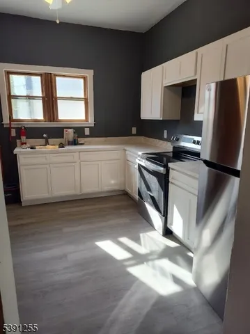 $1,700 | 304 Front Street, Unit 4B, Belvidere, NJ 07823