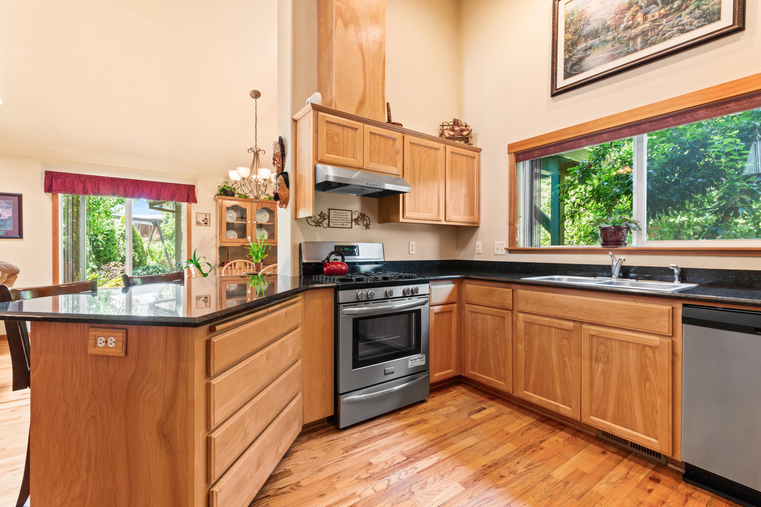 104 East Rapp Road Talent, OR 97540 - Photo 11 of 43 _AP_7127